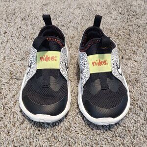 Toddler Nike Flex boys size 7